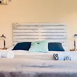 Encanto Cerca Del Parque - Tu Hogar En Mendoza